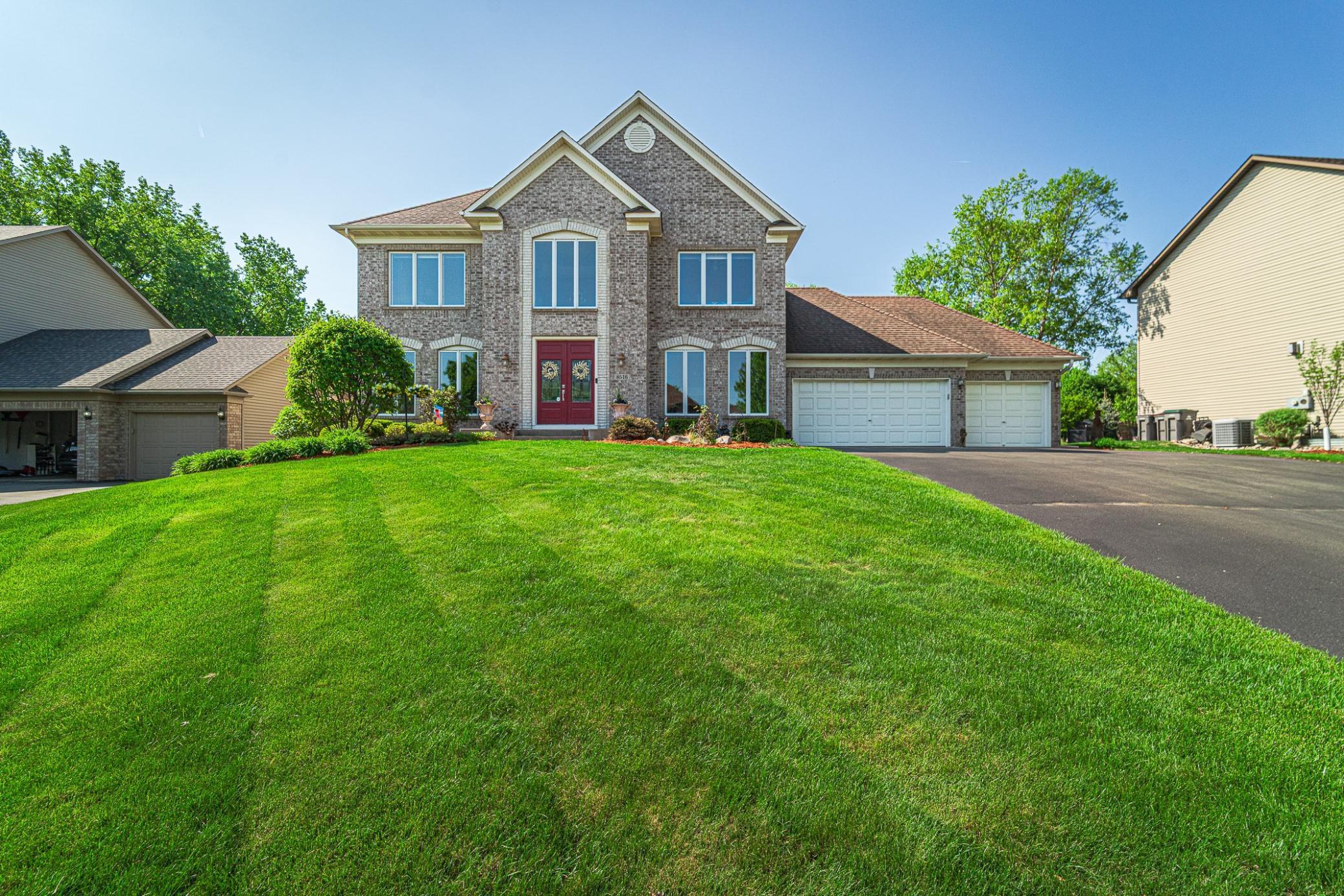 8516 Carriage Hill Circle