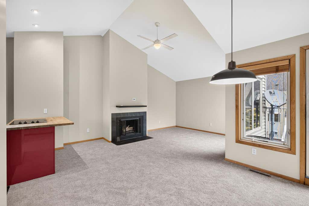 Photo of 1805 New York Avenue N, Minneapolis, MN 55411 (MLS # 7120914)