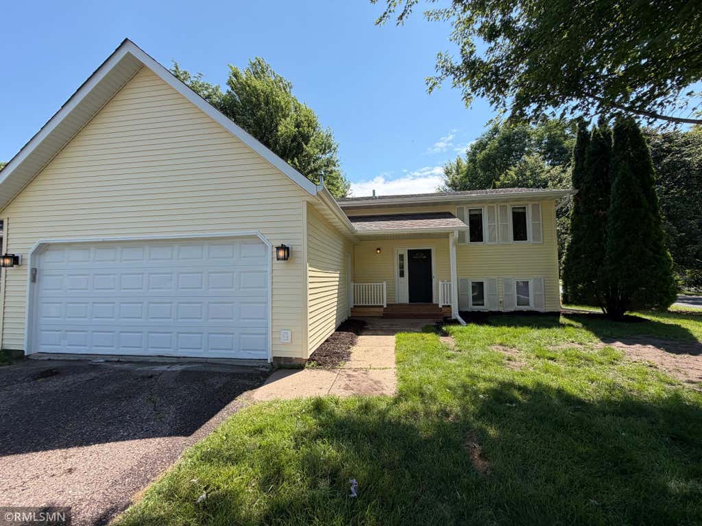 Photo of 3888 Gibraltar Trail, Eagan, MN 55123 (MLS # 7103712)