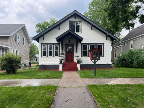 118 15th Avenue N Saint Cloud MN 56303