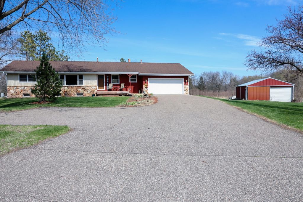 Photo of 13620 Vinewood Lane N, Dayton, MN 55327 (MLS # 7061268)