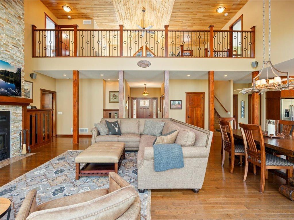 15833 Blueberry Hill Road