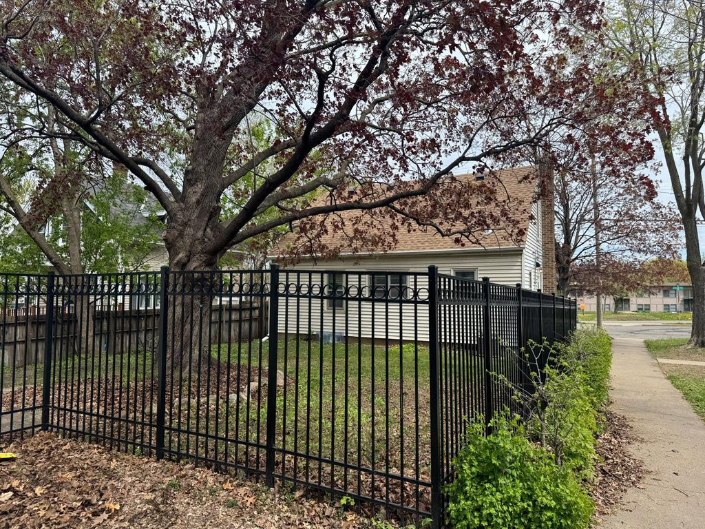 Photo of 2016 Como Avenue, Saint Paul, MN 55108 (MLS # 6703068)
