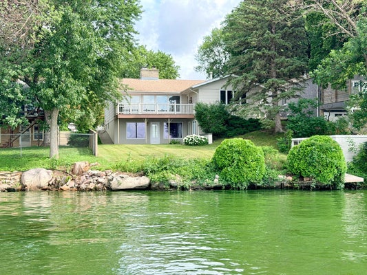 809 W LAKE AVE, WORTHINGTON, MN 56187 - Image f967f17f32be0b5bc9a46a6fc5e5fd21/2399518999