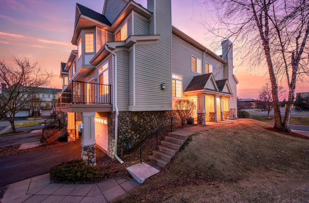 Photo of 2177 Eagle Trace Lane, Woodbury, MN 55129 (MLS # 7049142)