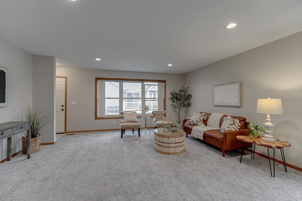 Photo of 1691 Livingston Avenue #C, West Saint Paul, MN 55118 (MLS # 7061227)