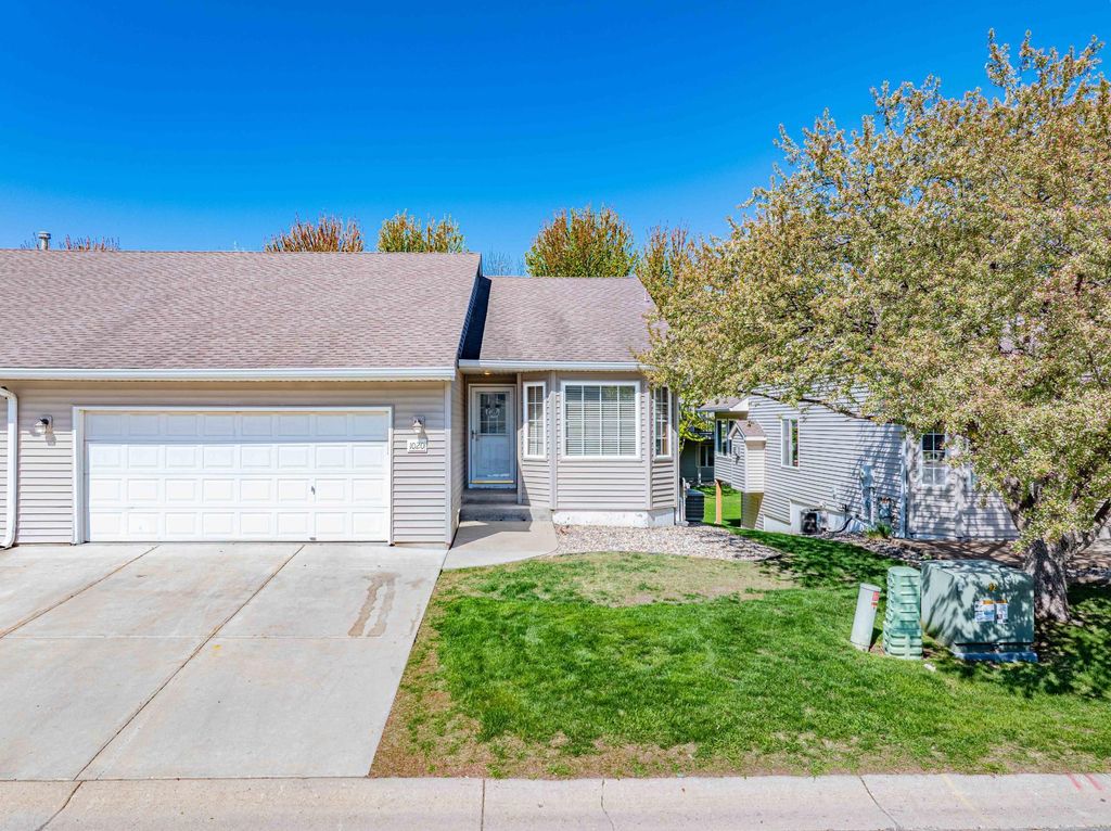 Photo of 1020 Primrose Lane, Waconia, MN 55387 (MLS # 7070721)