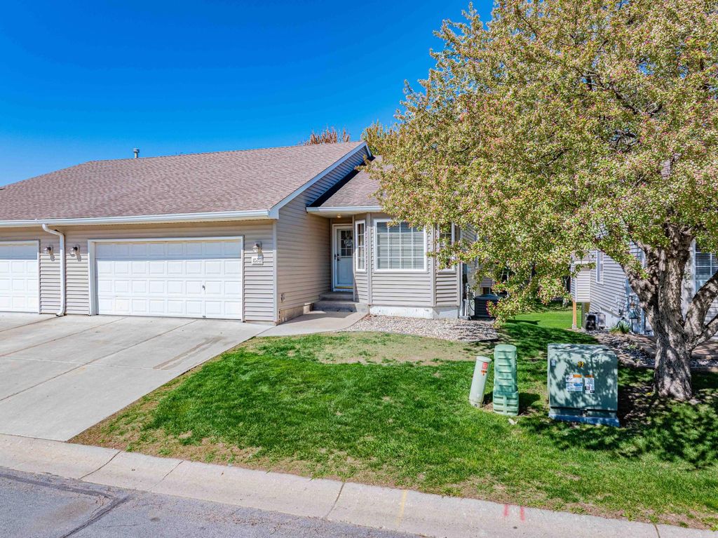 Photo of 1020 Primrose Lane, Waconia, MN 55387 (MLS # 7070721)