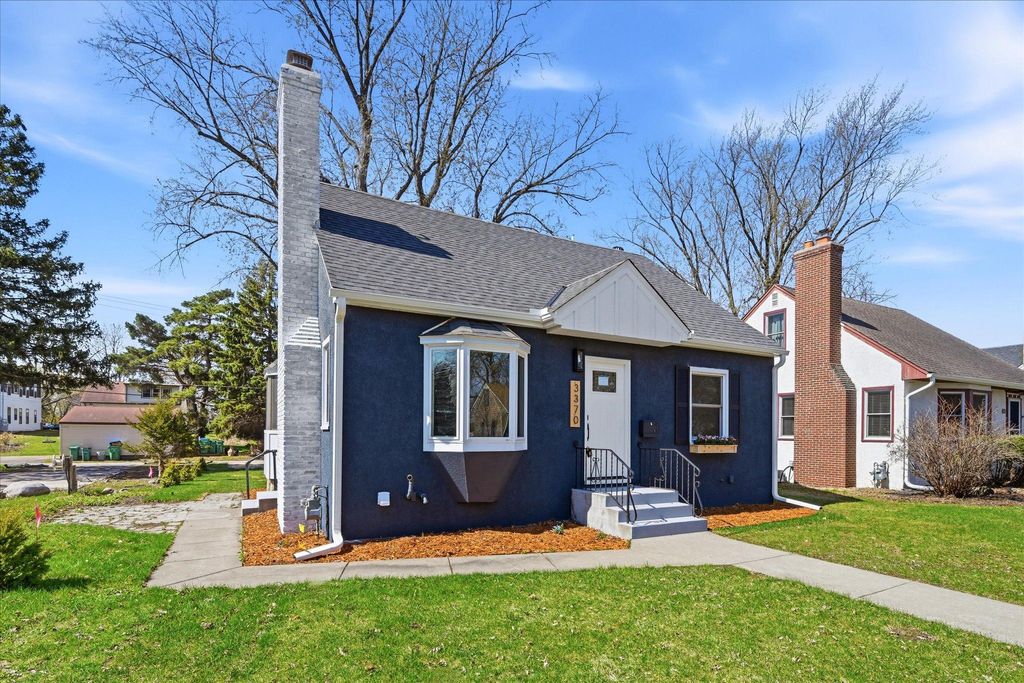 Photo of 3370 Library Lane, Minneapolis, MN 55426 (MLS # 7059435)