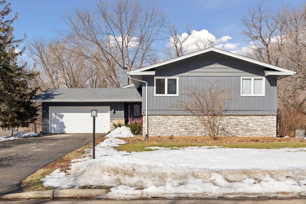 Photo of 16600 Blenheim Way, Minnetonka, MN 55345 (MLS # 7016884)