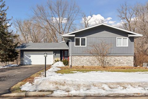 Photo of 16600 Blenheim Way, Minnetonka, MN 55345 (MLS # 7016884)