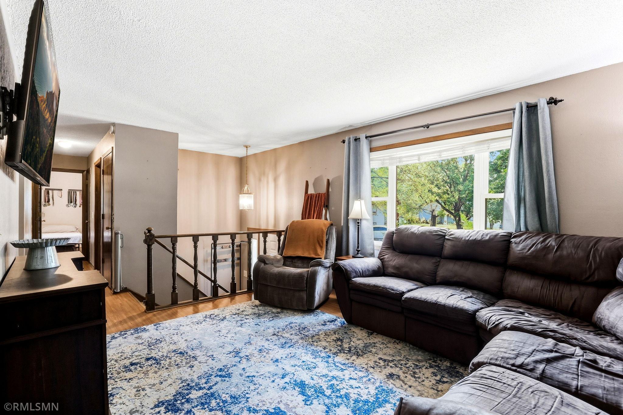 4934 Bluehill Circle