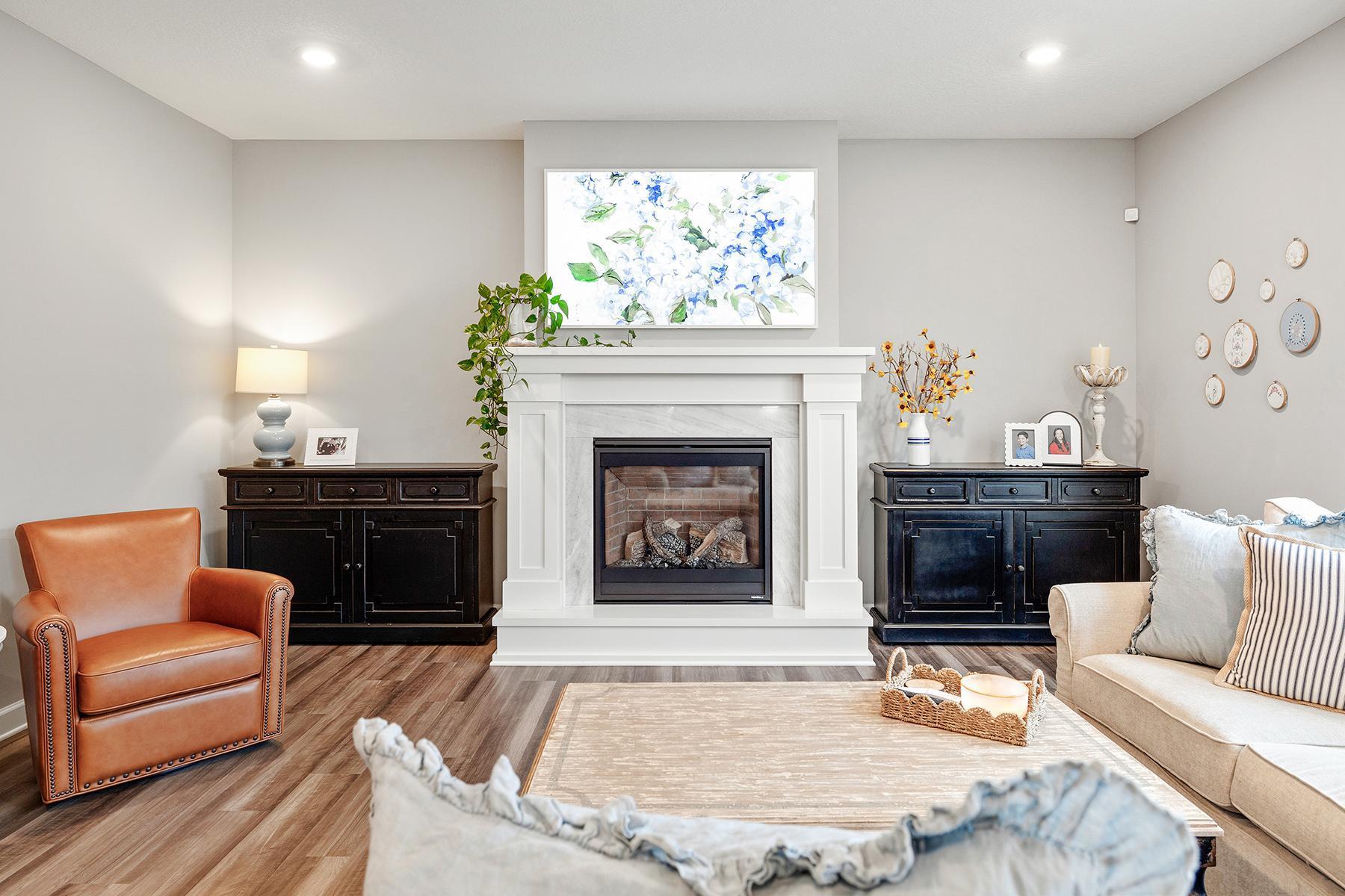 6439 Alvina Court