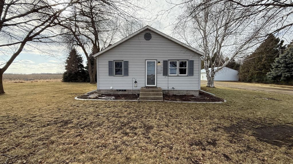 Photo of 2065 90th Avenue SW, Montevideo, MN 56265 (MLS # 7034434)