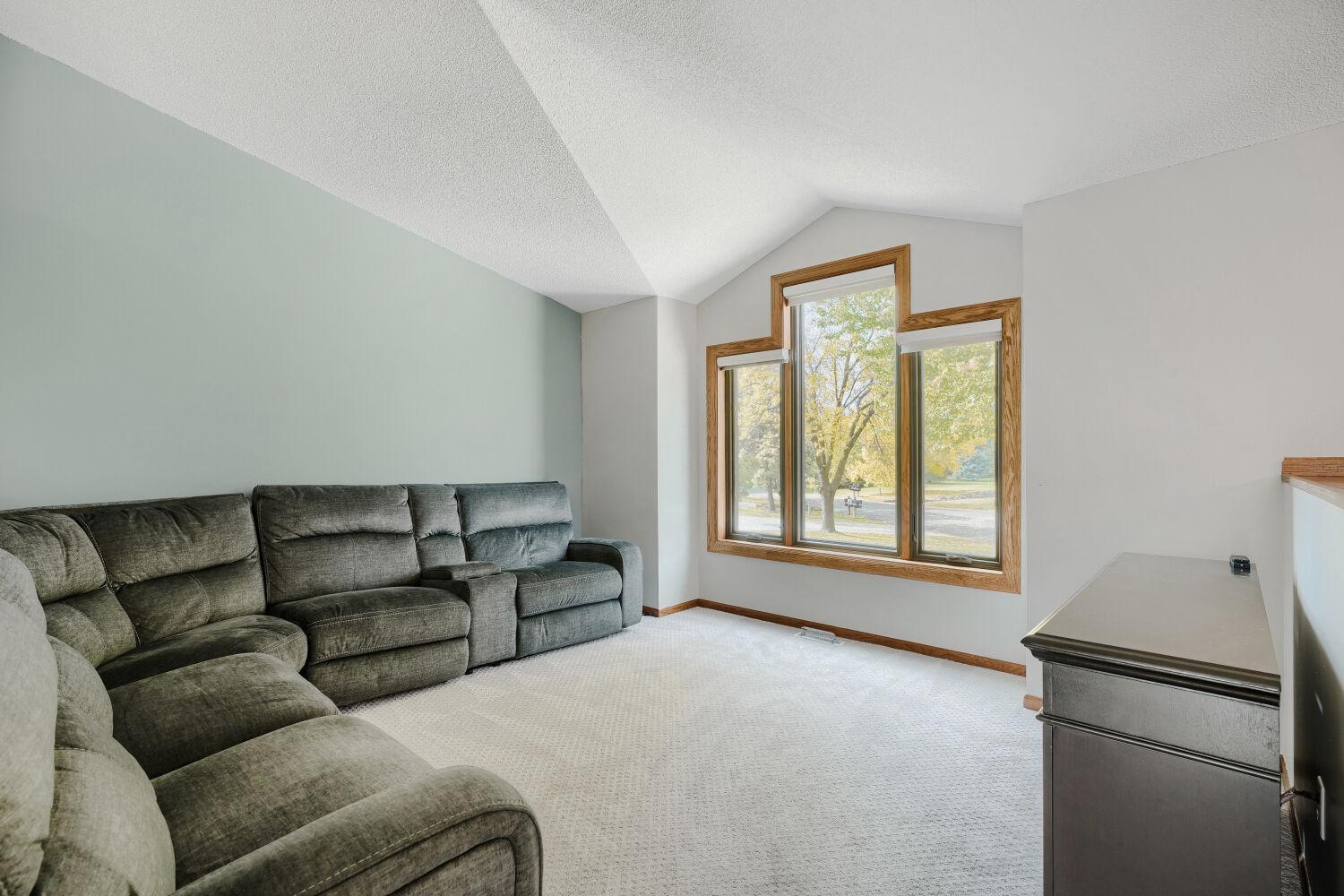 1317 Schooner Court