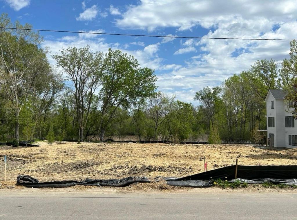 Photo of 6305 Duck Lake Road, Eden Prairie, MN 55346 (MLS # 7012368)