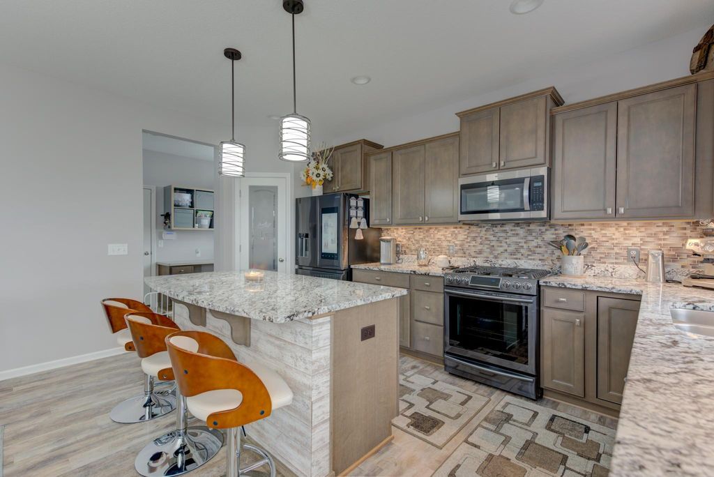 Photo of 20779 Greenwood Avenue, Lakeville, MN 55044 (MLS # 7063575)