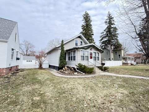 Photo of 206 N 9th Street, Montevideo, MN 56265 (MLS # 7040267)