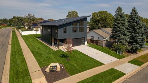 7577 138th Street W Apple Valley MN 55124