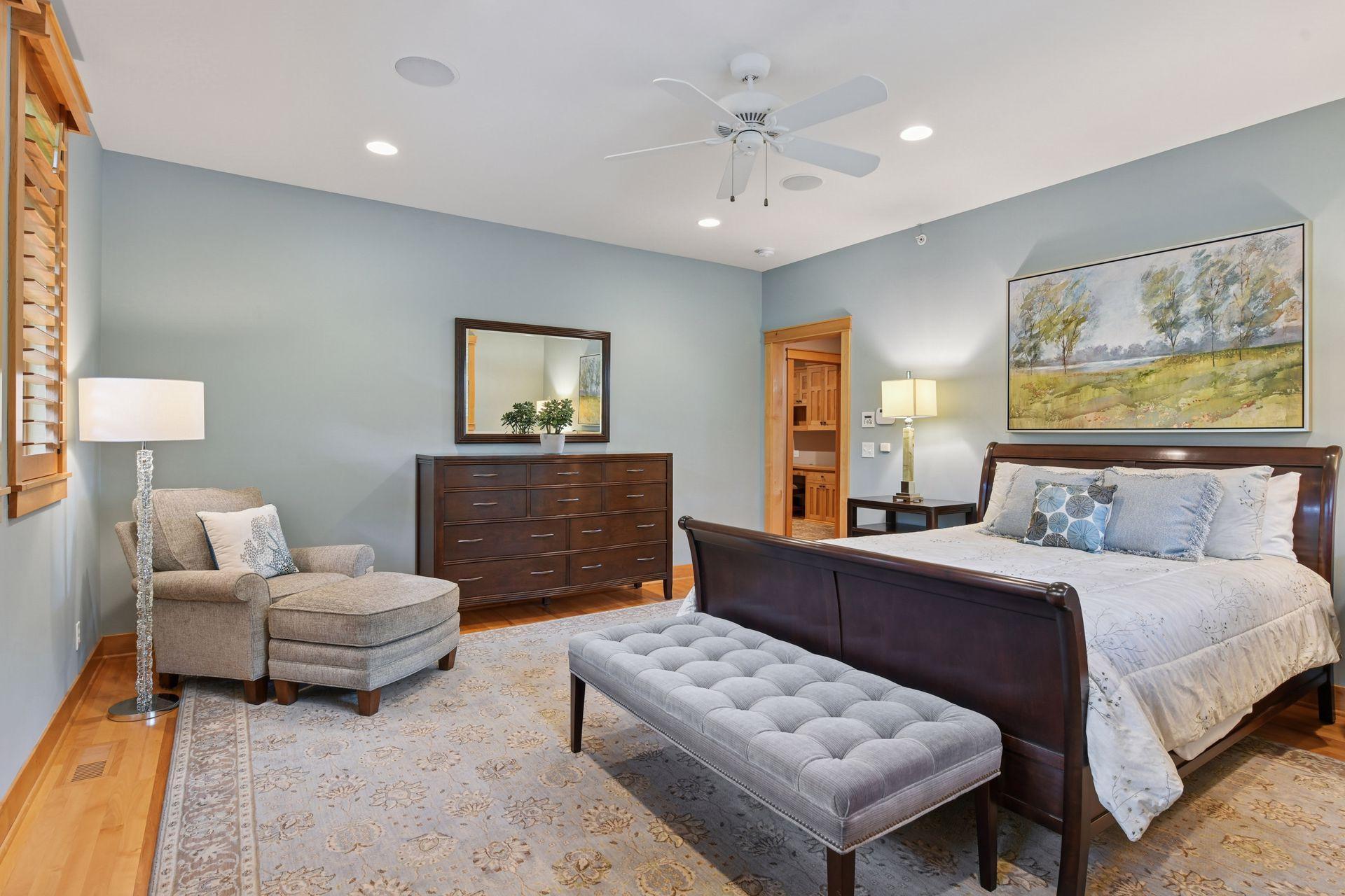 Minneapolis, Minnesota, 55436, United States, 5 Bedrooms Bedrooms, ,6 BathroomsBathrooms,Residential,Active,2034667