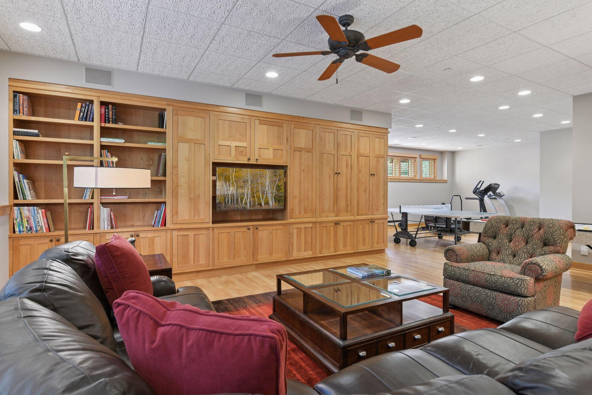Minneapolis, Minnesota, 55436, United States, 5 Bedrooms Bedrooms, ,6 BathroomsBathrooms,Residential,Active,2034667