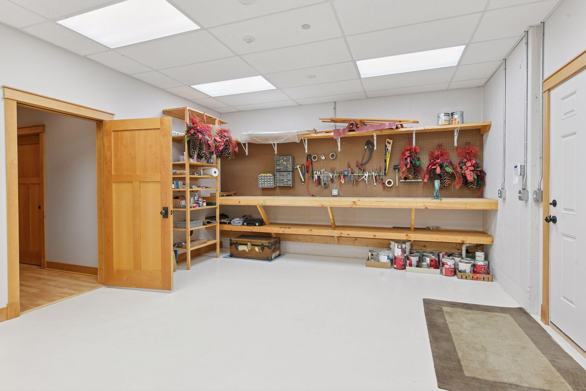 Minneapolis, Minnesota, 55436, United States, 5 Bedrooms Bedrooms, ,6 BathroomsBathrooms,Residential,Active,2034667