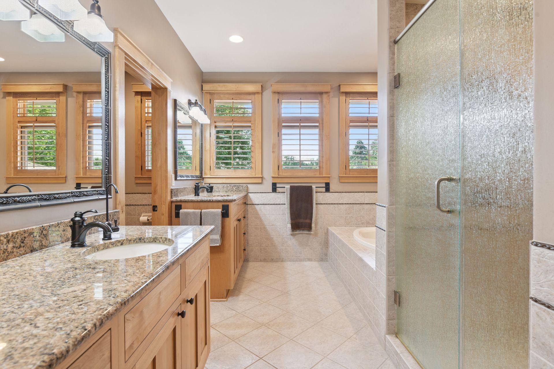 Minneapolis, Minnesota, 55436, United States, 5 Bedrooms Bedrooms, ,6 BathroomsBathrooms,Residential,Active,2034667