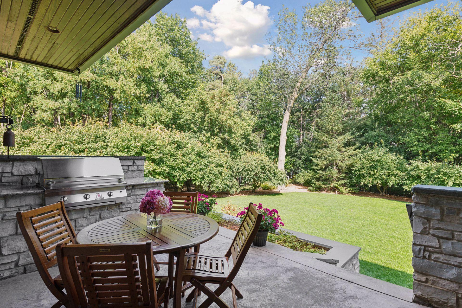 Minneapolis, Minnesota, 55436, United States, 5 Bedrooms Bedrooms, ,6 BathroomsBathrooms,Residential,Active,2034667