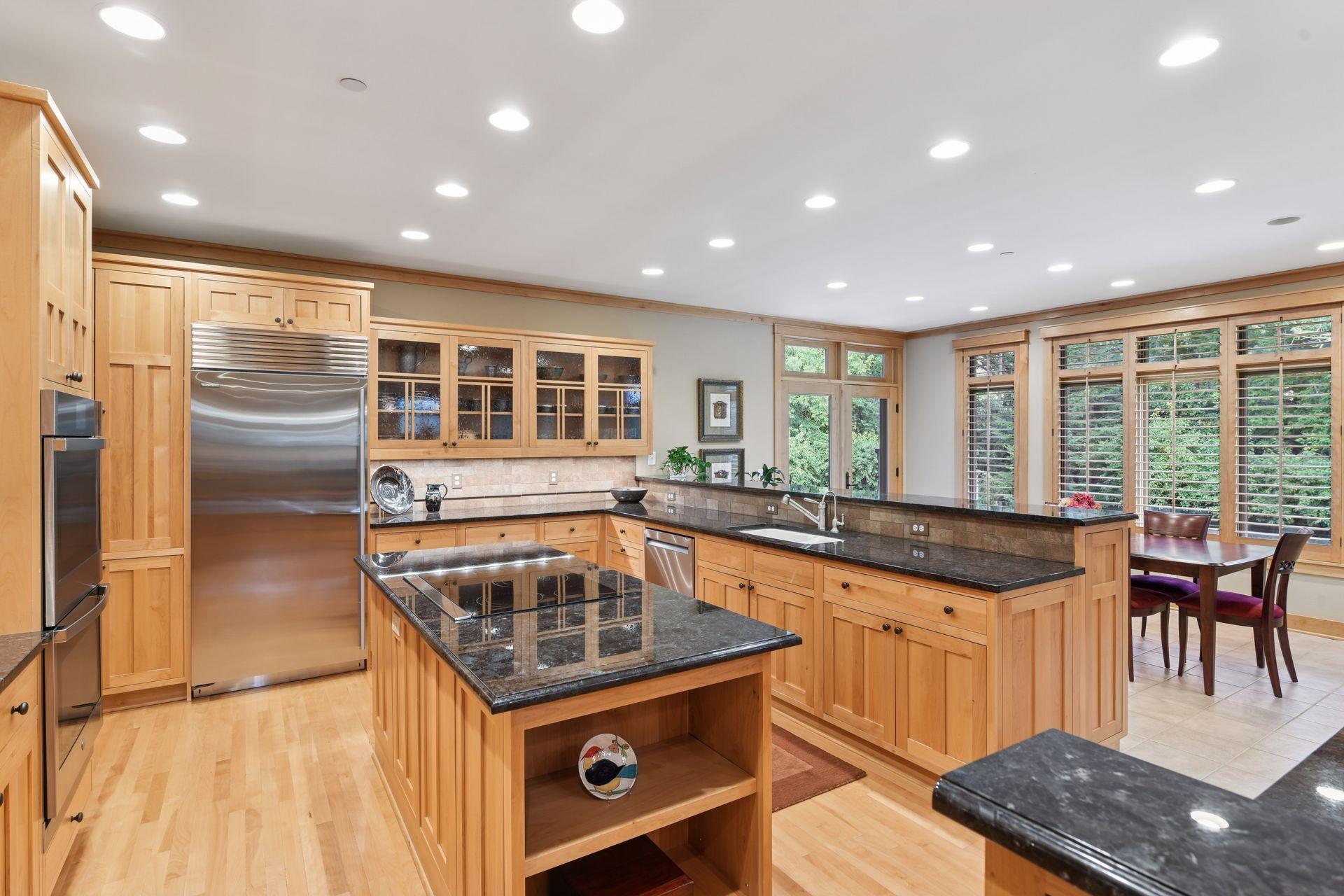 Minneapolis, Minnesota, 55436, United States, 5 Bedrooms Bedrooms, ,6 BathroomsBathrooms,Residential,Active,2034667