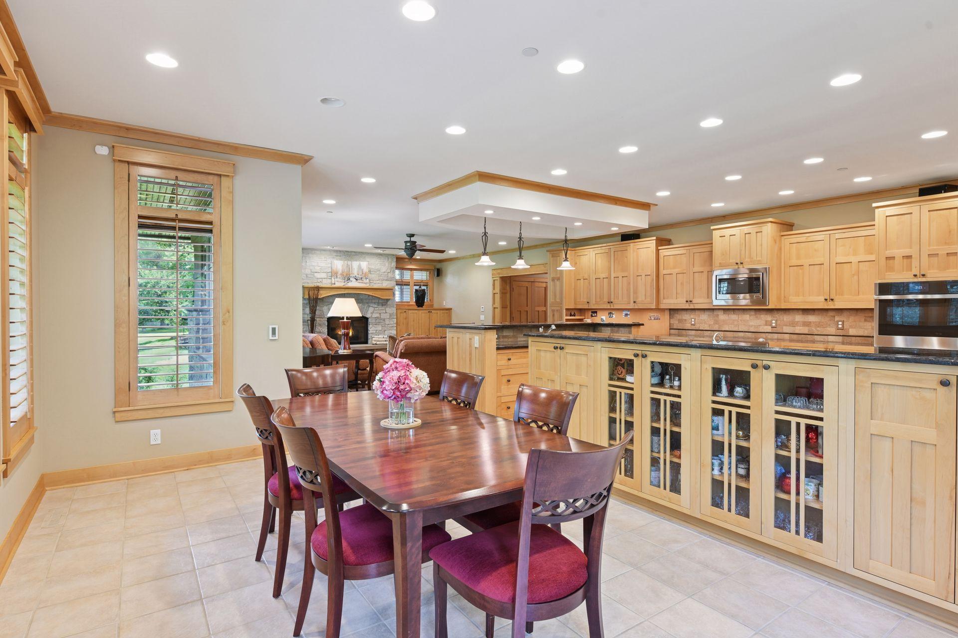 Minneapolis, Minnesota, 55436, United States, 5 Bedrooms Bedrooms, ,6 BathroomsBathrooms,Residential,Active,2034667