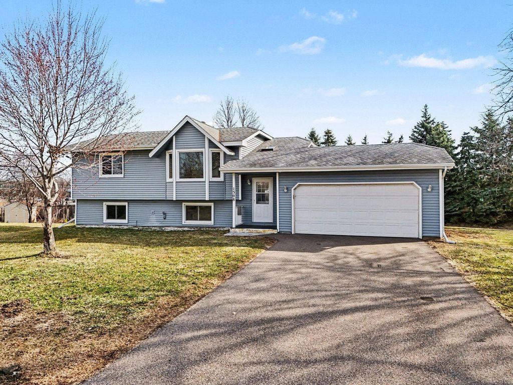 Photo of 1508 84th Avenue N, Brooklyn Park, MN 55444 (MLS # 7029344)