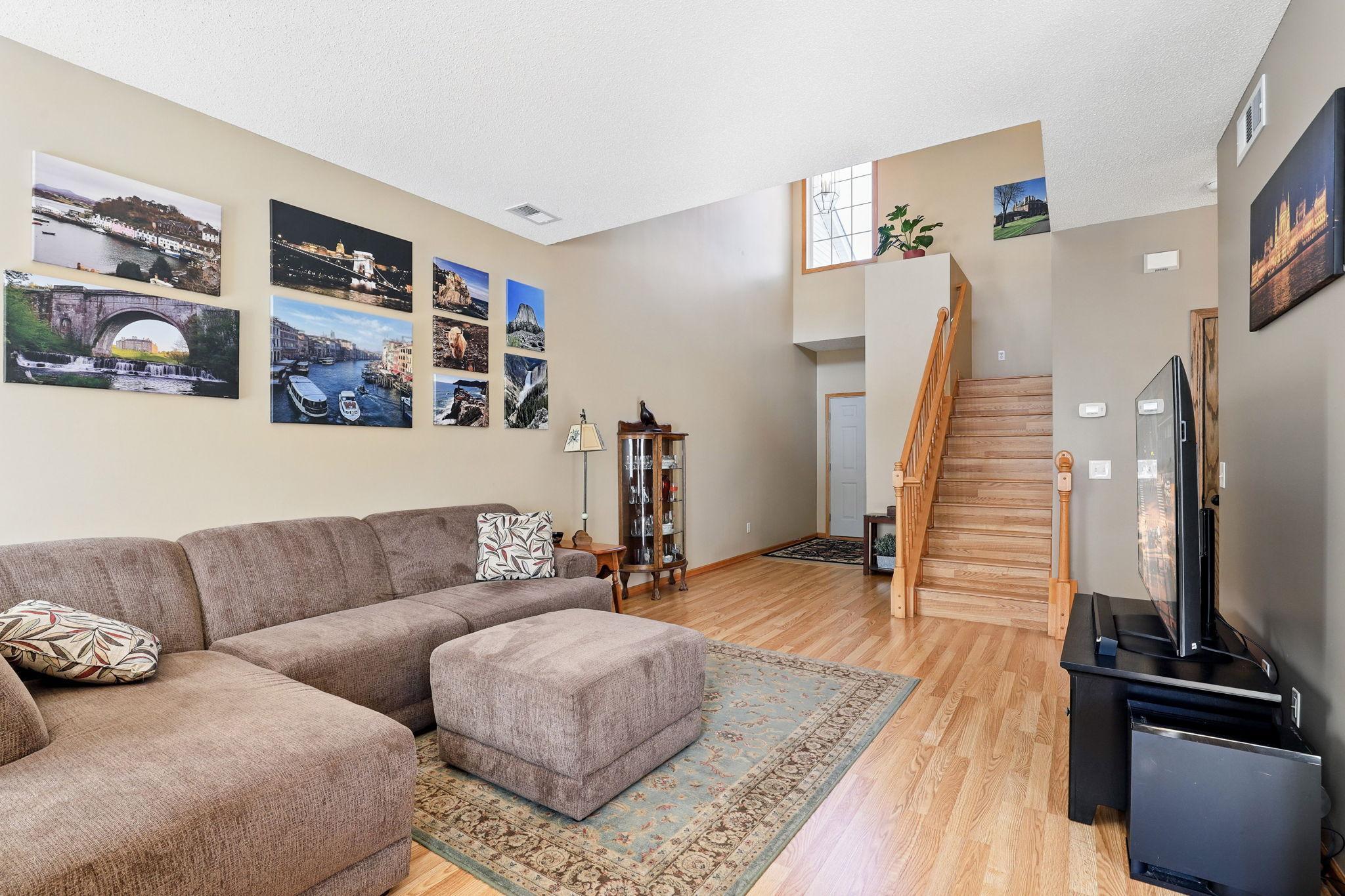 1511 Yorkshire Lane