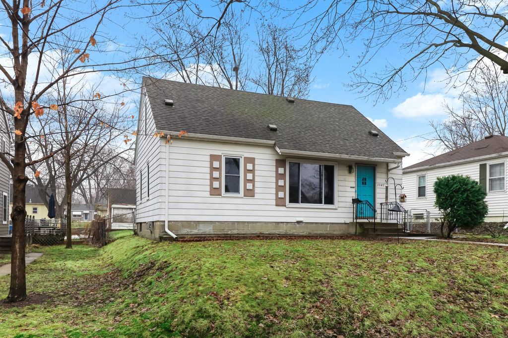 Photo of 3547 Buchanan Street NE, Minneapolis, MN 55418 (MLS # 7038606)