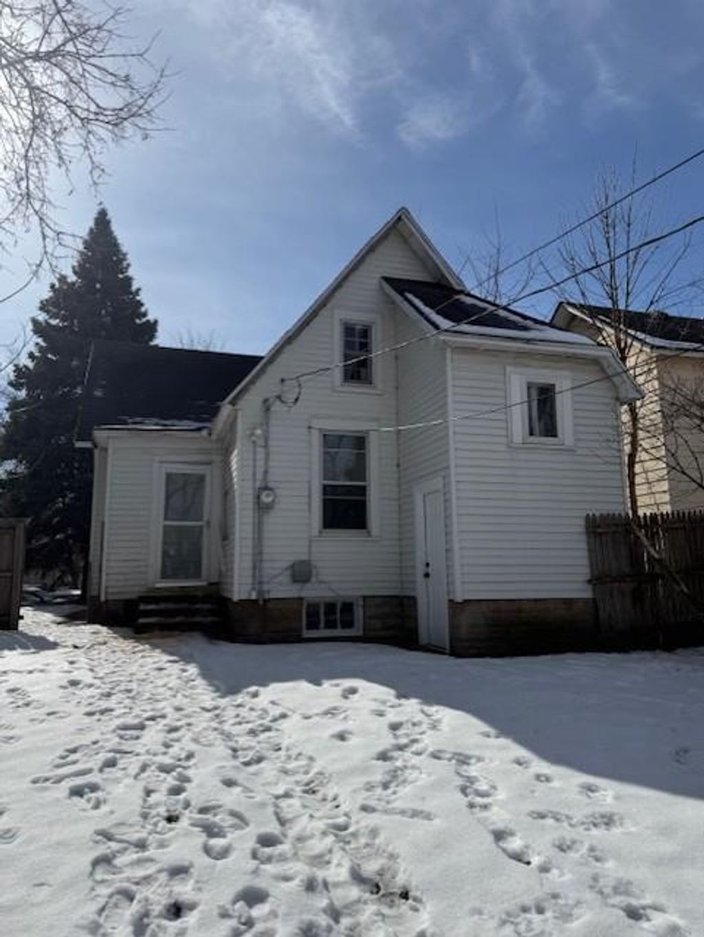 Photo of 673 Jessamine Avenue E, Saint Paul, MN 55106 (MLS # 7029433)