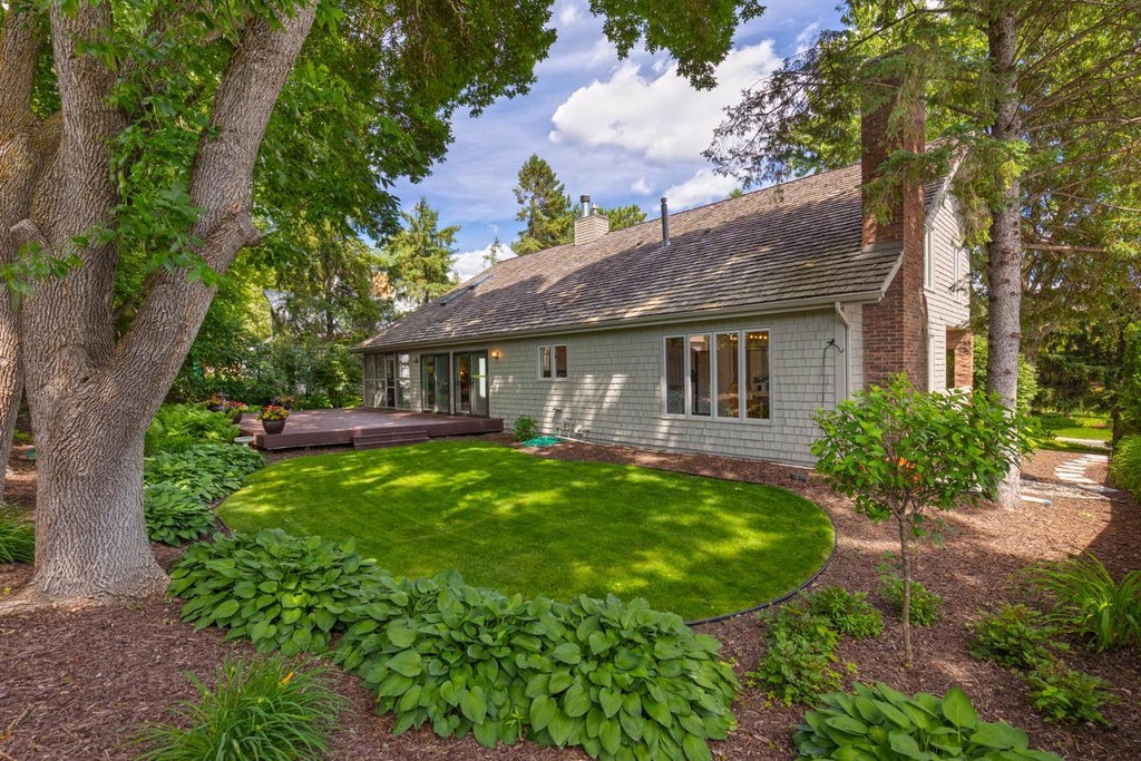 Photo of 7708 Stonewood Court, Edina, MN 55439 (MLS # 7159200)