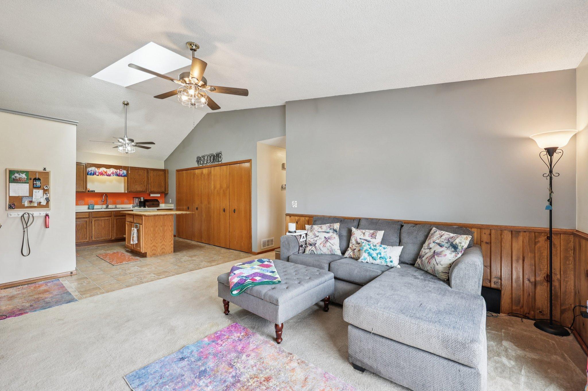 3276 Greenbrier Street