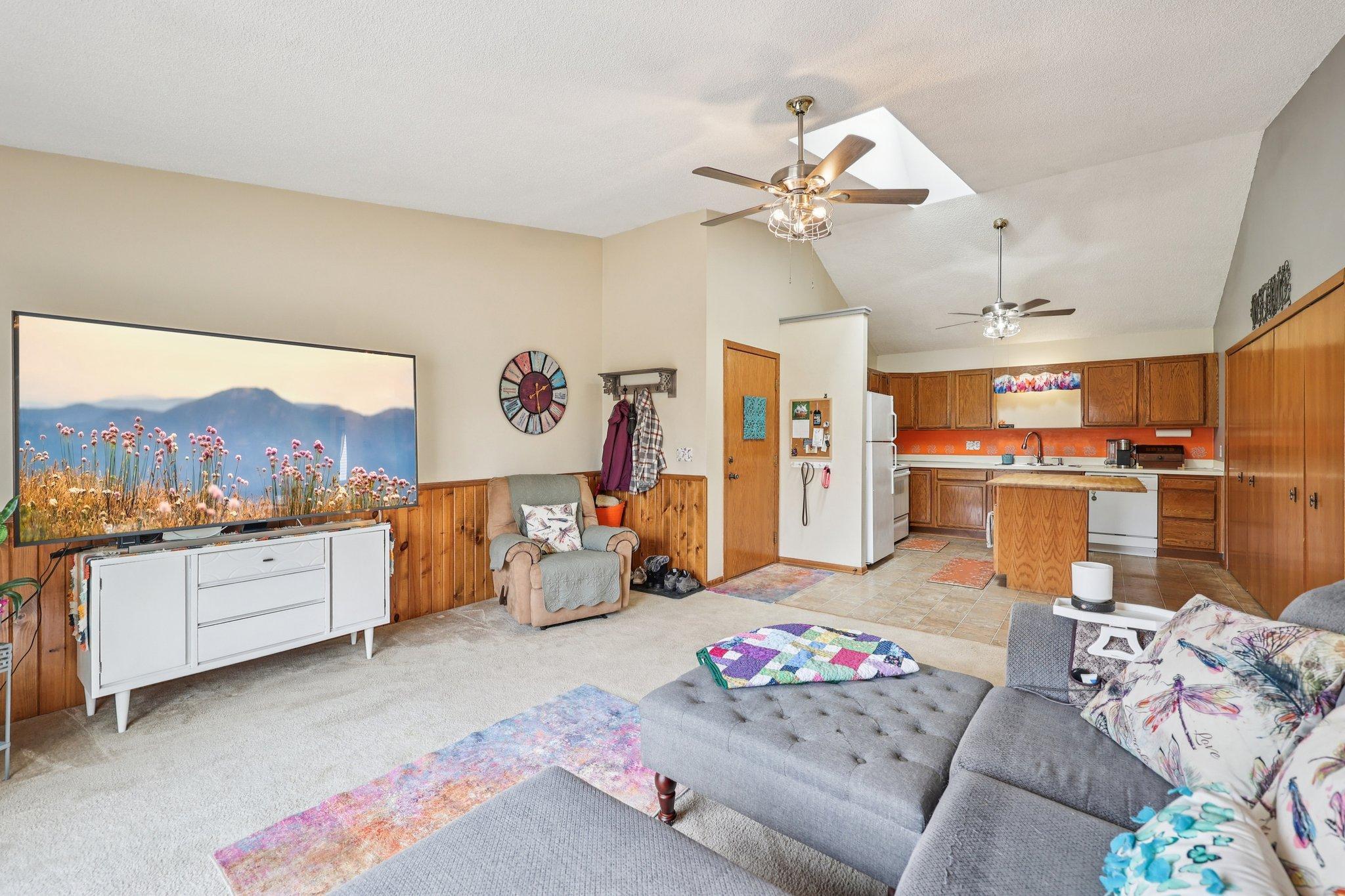 3276 Greenbrier Street