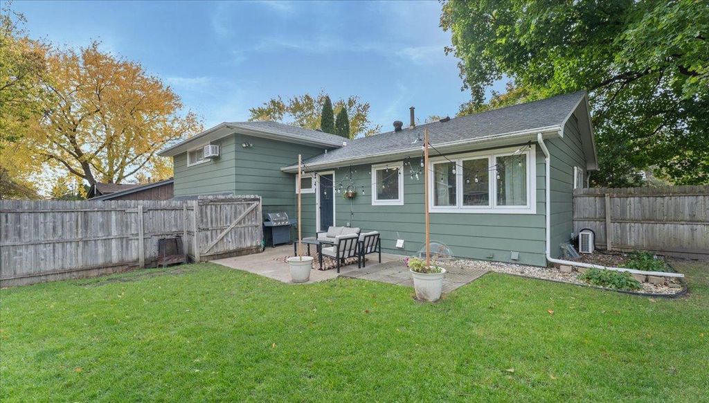 Photo of 228 Terrace Drive SW, Willmar, MN 56201 (MLS # 7031821)