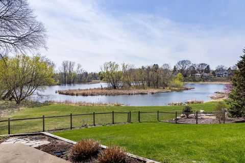 5621 Interlachen Circle Edina MN 55436