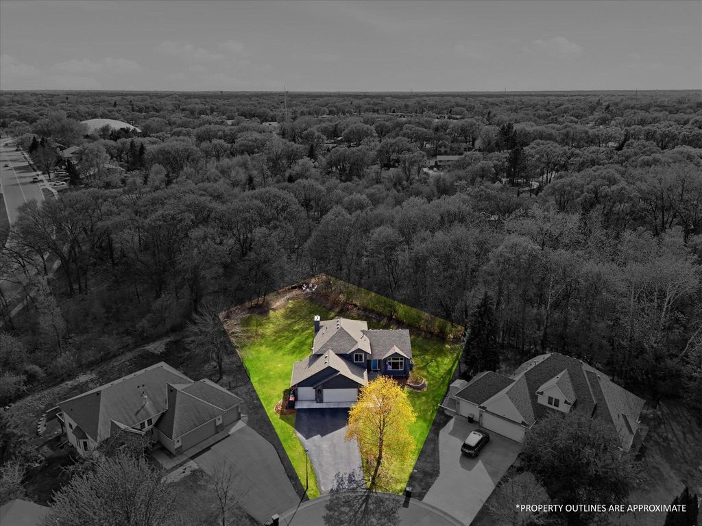 Photo of 11526 Cottonwood Street NW, Coon Rapids, MN 55448 (MLS # 7063268)
