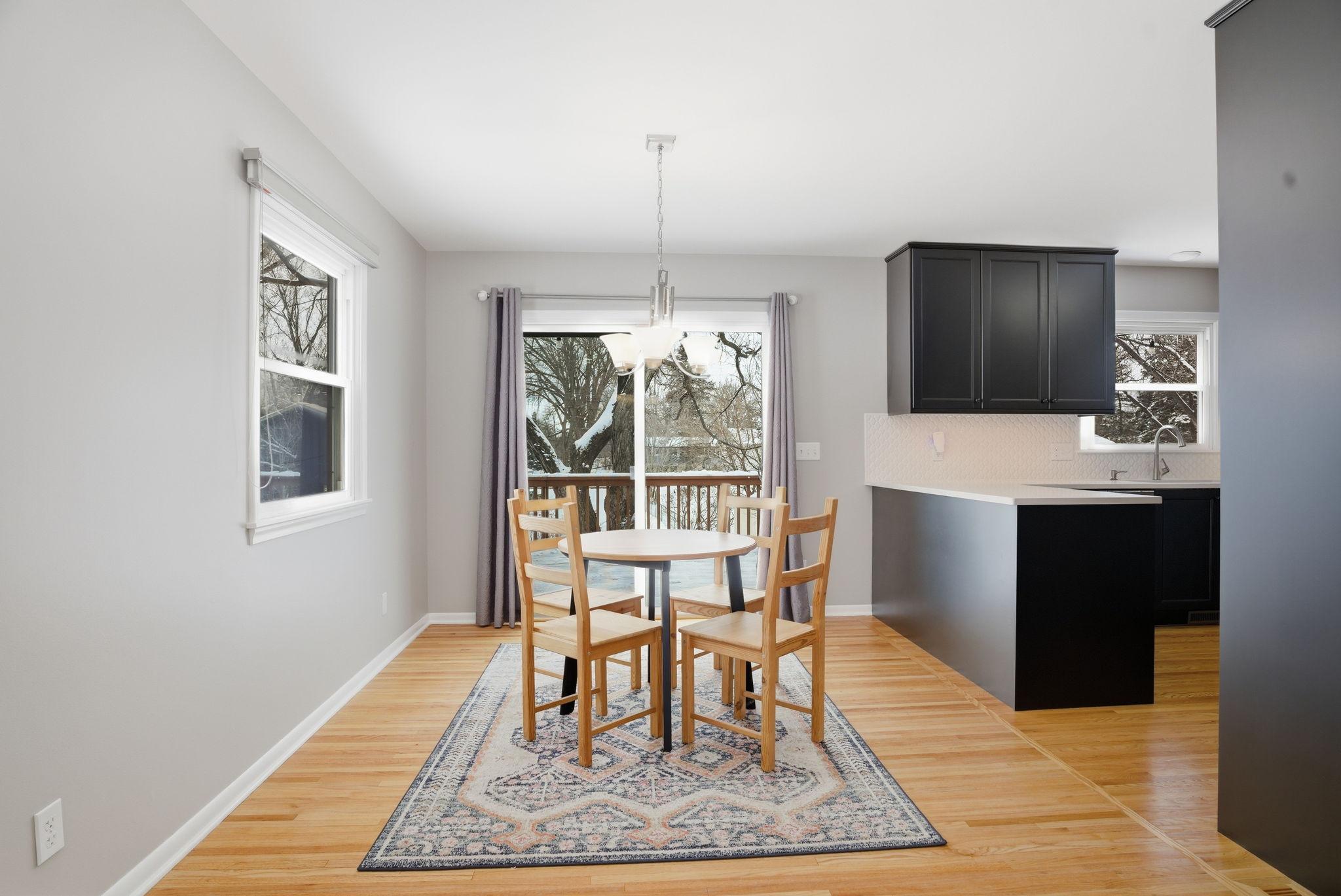 1107 Welcome Avenue N