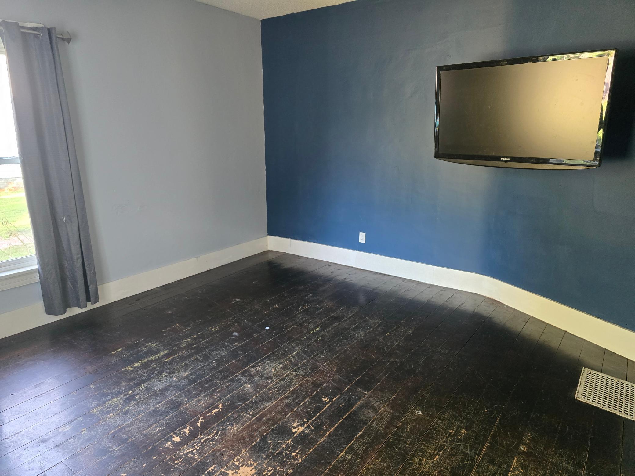 129 S Main Street - Photo 3