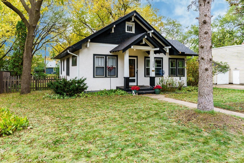 Photo of 129 19th Avenue N, Hopkins, MN 55343 (MLS # 7160638)