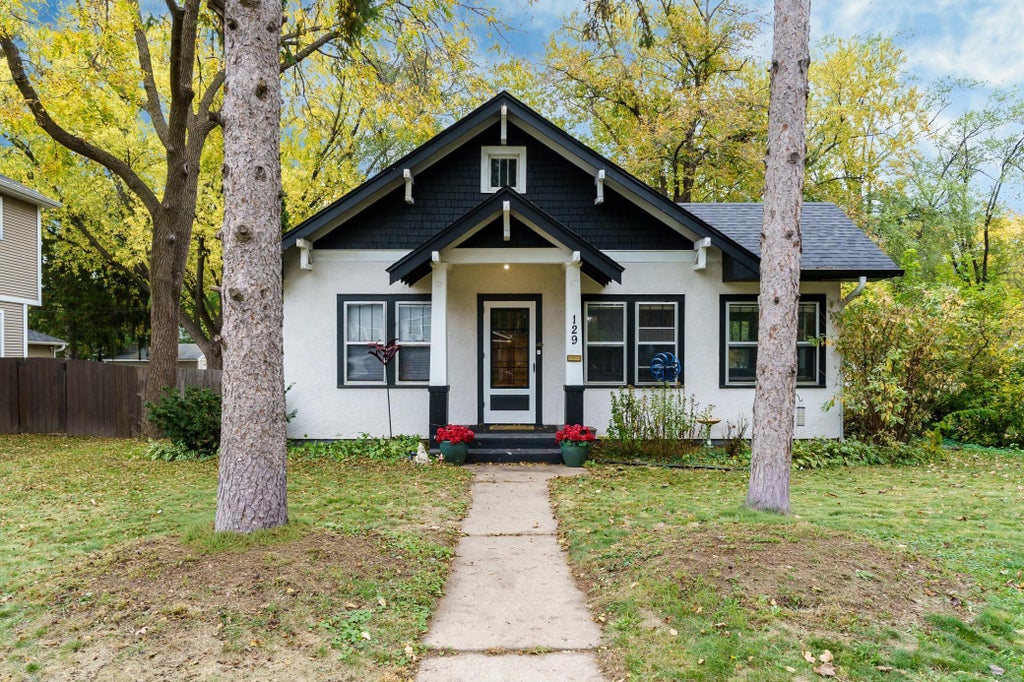 Photo of 129 19th Avenue N, Hopkins, MN 55343 (MLS # 7160638)