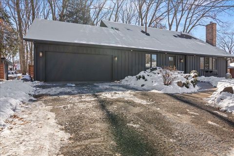 2640 Queensland Lane N Plymouth MN 55447