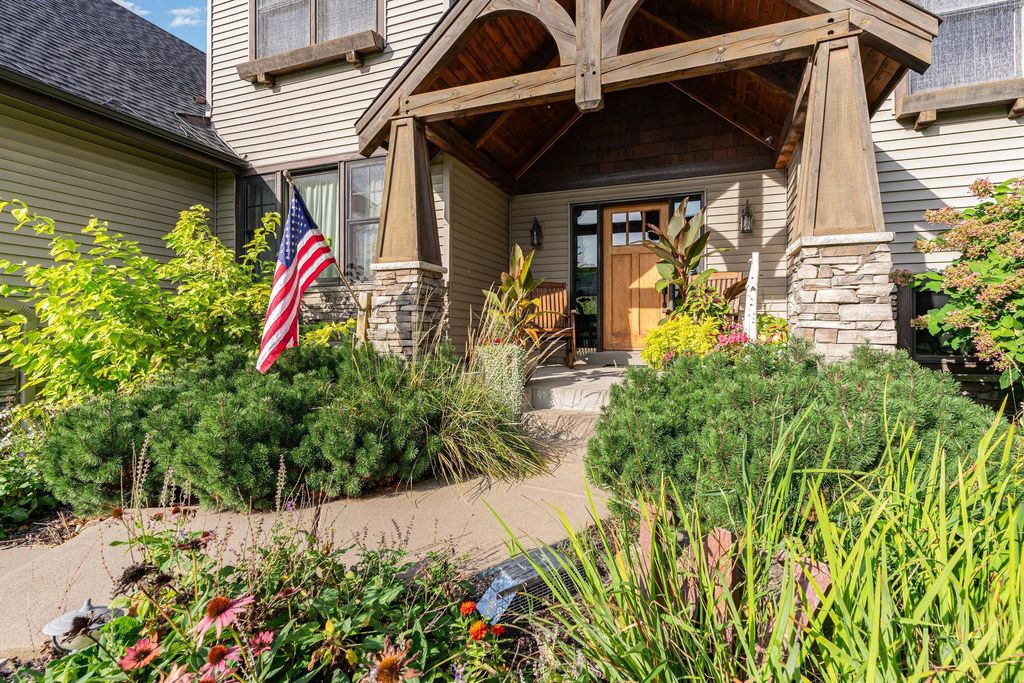 Photo of 19933 Dover Drive, Farmington, MN 55024 (MLS # 7038238)