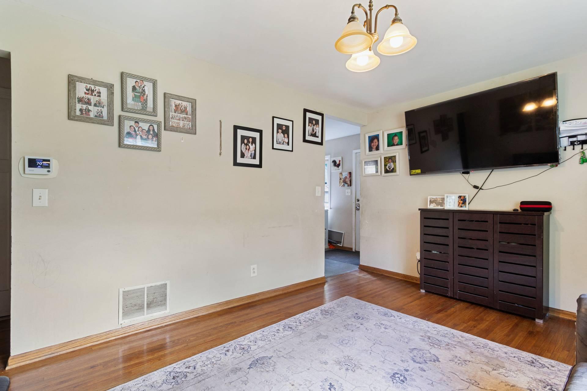 527 Emil Avenue