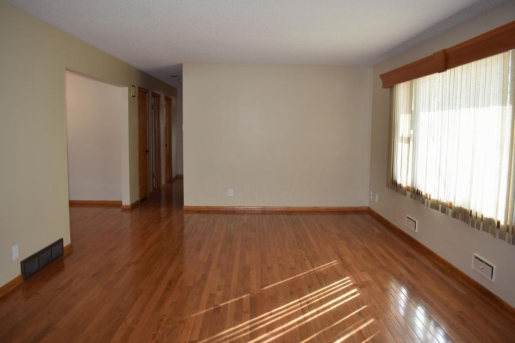 Photo of 1310 W Richway Drive, Albert Lea, MN 56007 (MLS # 7010942)