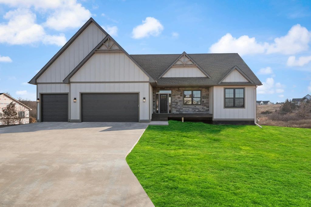 Photo of 1199 60th Street St, Hudson, WI 54016 (MLS # 7007391)