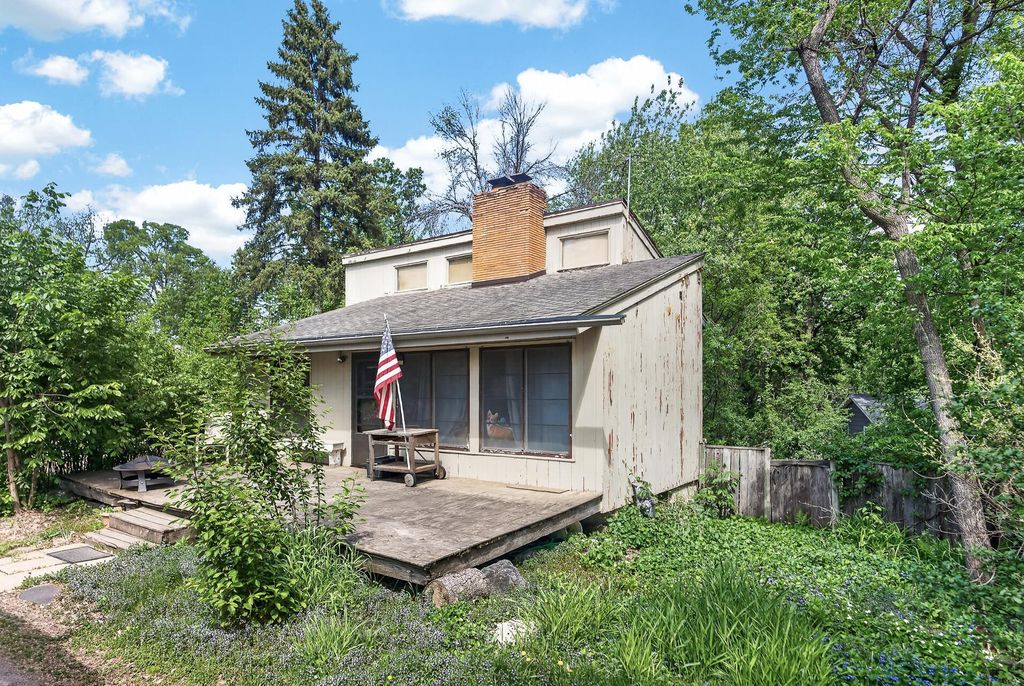 Photo of 3114 Brooks Lane, Wayzata, MN 55391 (MLS # 7073856)